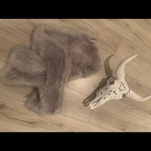 FAUX fur shawl